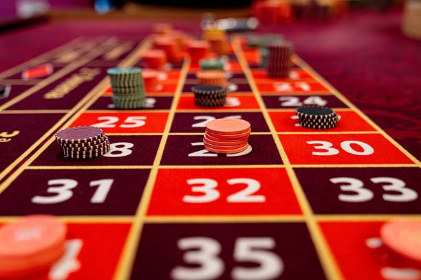 Card dealing sequence in Lightning Baccarat